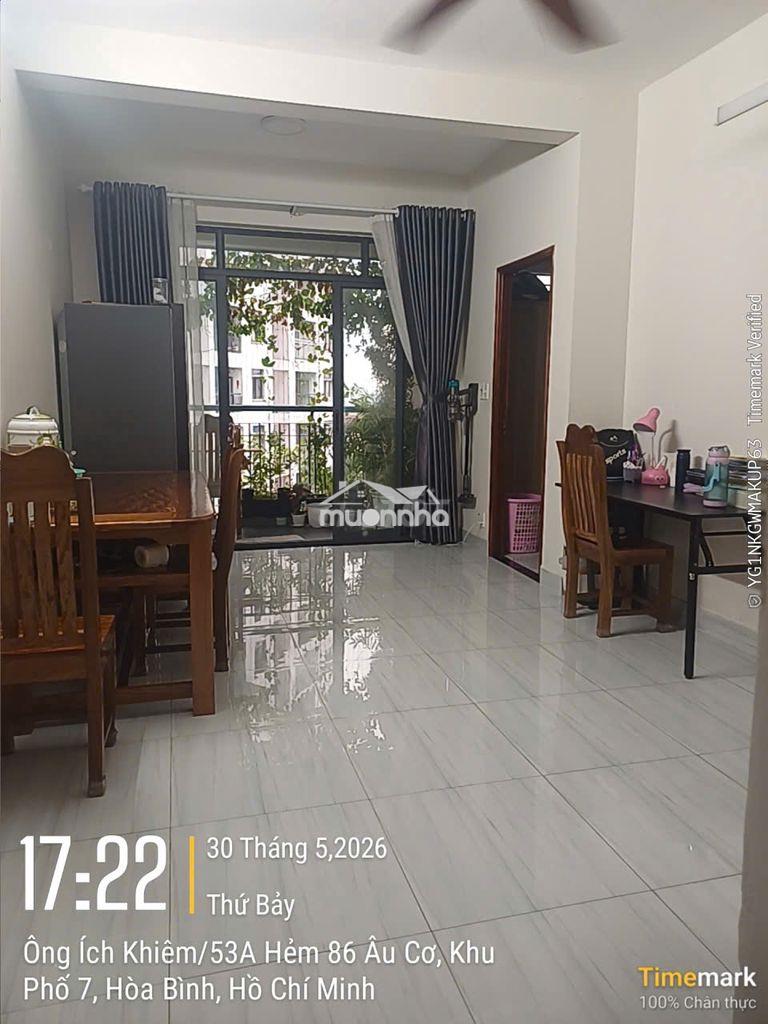 Bán 312 lạc long quân. dt - 66m2 2pn 2wc
