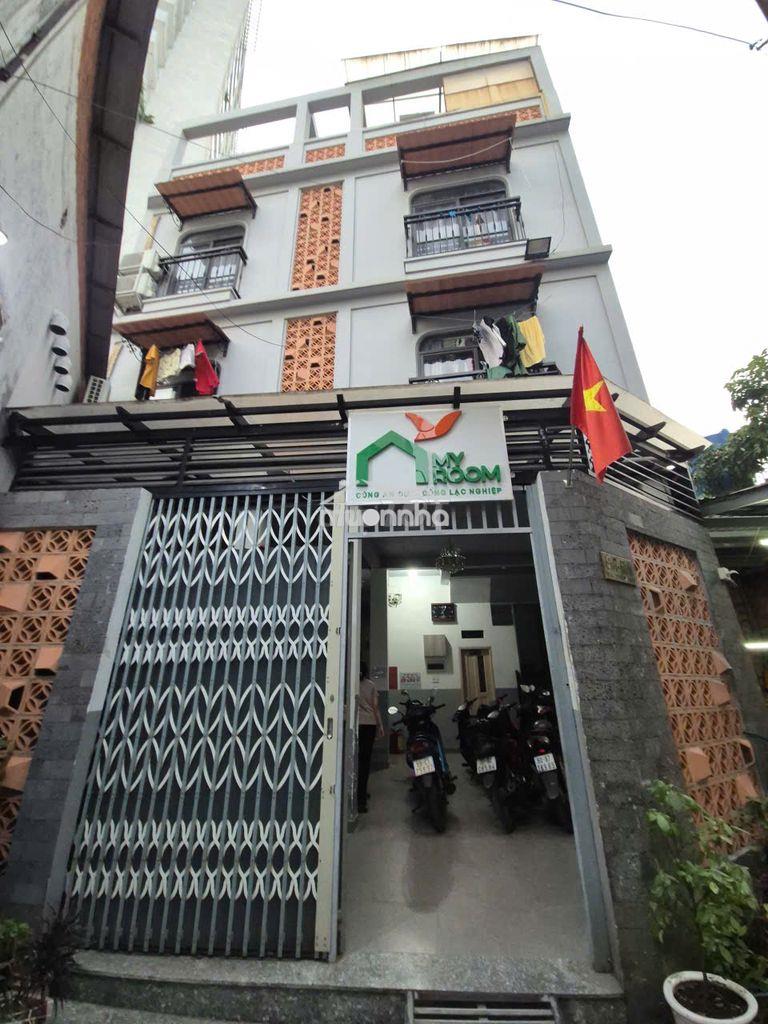 Chính chủ cần bán tòa chdv 22 phòng dòng tiền 100tr/tháng qbình thạnh 