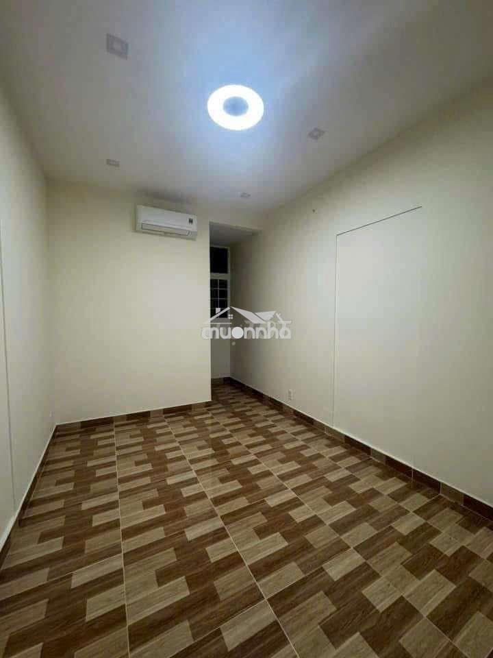 Cho thuê nhà mới có máy lạnh hẻm 53 hoàng diệu, phú nhuận - 4