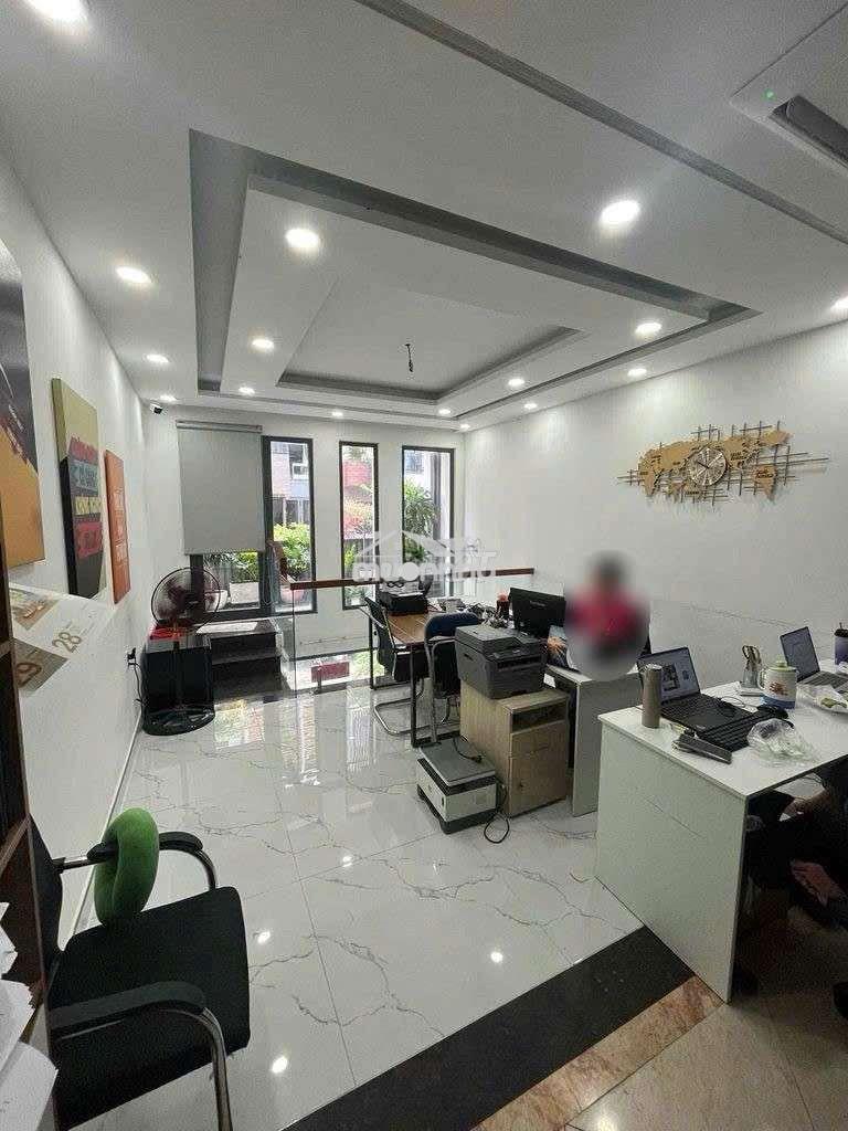 Cho thuê nhà nguyên hẻm 68/nguyễn tư giản, p.12, q. gò vấp
 - 4