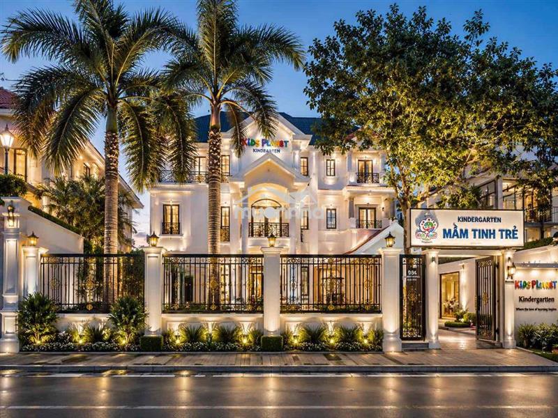✨ Cho thuê villa mặt tiền đường lớn – thảo điền q2 ✨