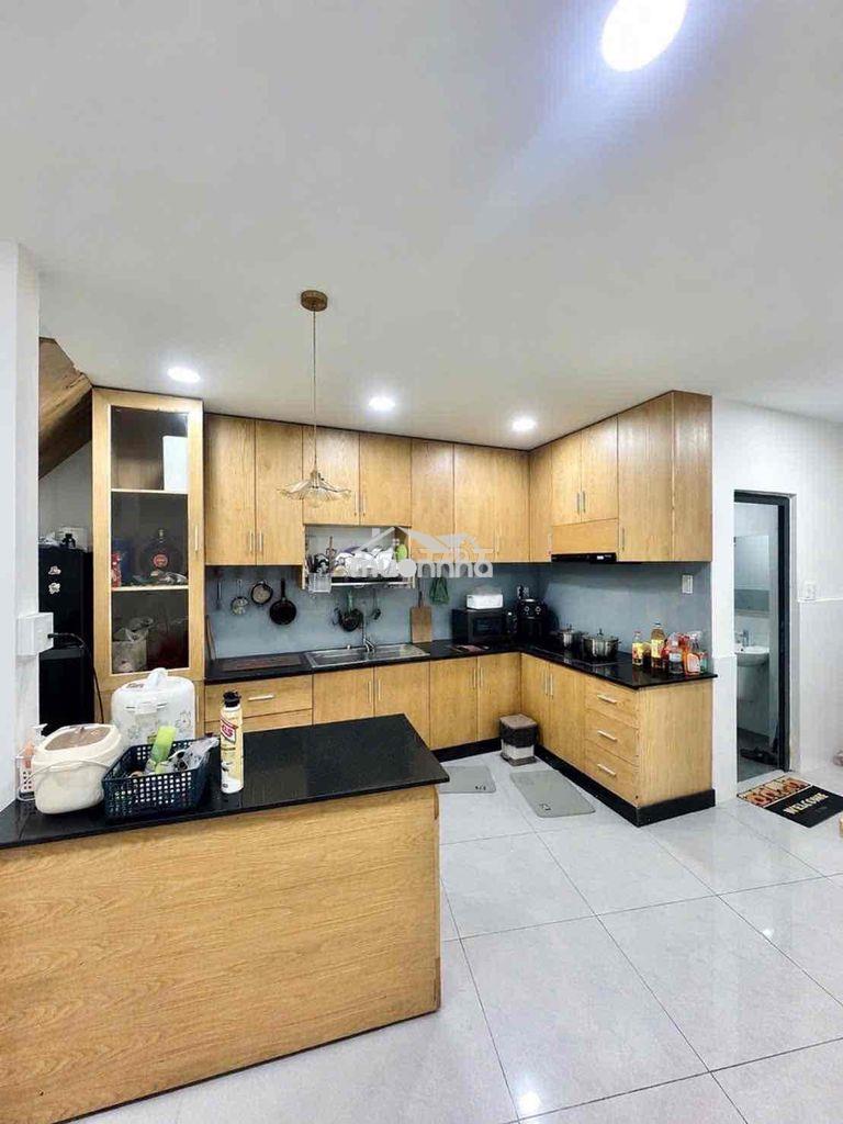 Nhà đẹp 2 tầng - dt 5m x 16m nở hậu 9m - xe hơi ngủ trong nhà - 1 căn - 2