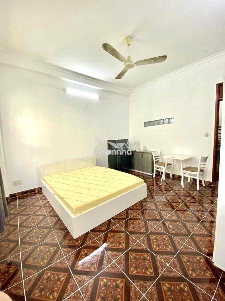 Cho thuê studio full nội thất – cửa sổ lớn thoáng mát –  phạm hùng - 4