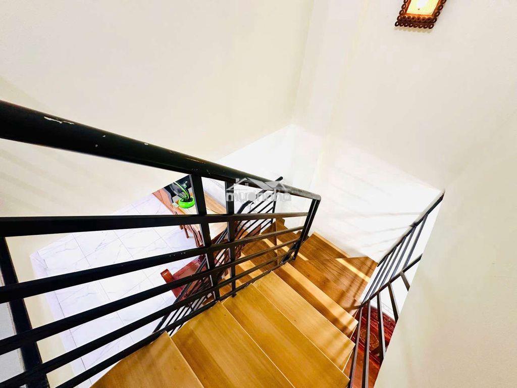 Nhà 2 tầng 39m2 đường số 2 hiệp bình phước full nội thất 4.3t
 - 3
