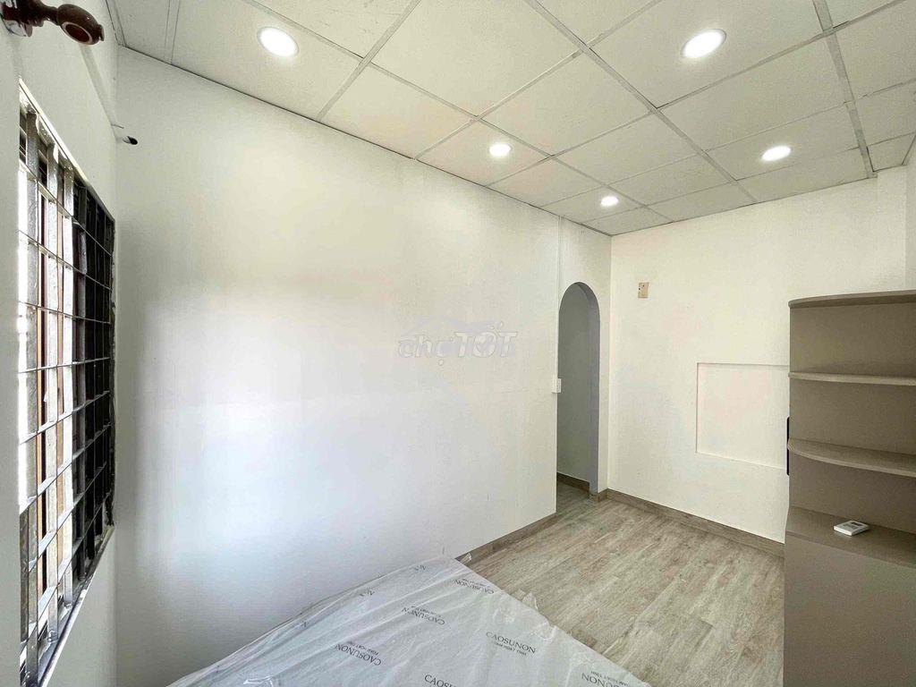 1 phòng ngủ tàh bếp cửa sổ thoáng qua q1 gần - Ảnh 3