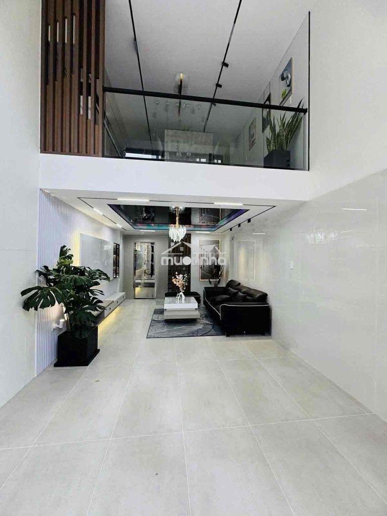 Nhà mới xây!!! full nội thất, thang máy - hẻm xe tải lạc long quân