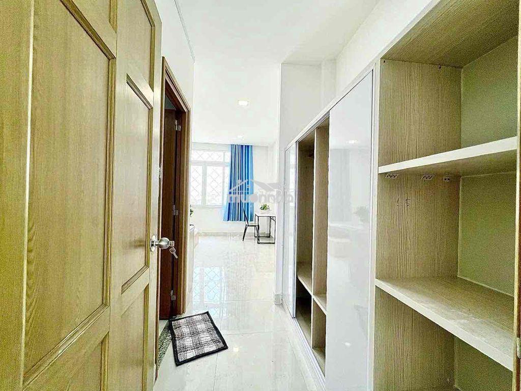 Studio cửa sổ trời full nội thất ngay gần nhà thờ xóm chiếu - Ảnh 2