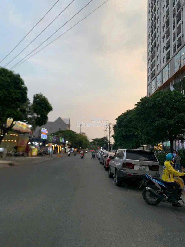 Siêu phẩm 3 tầng dt 95m ( 5 x 19 ) nhà mặt tiền kinh doanh đường số kd