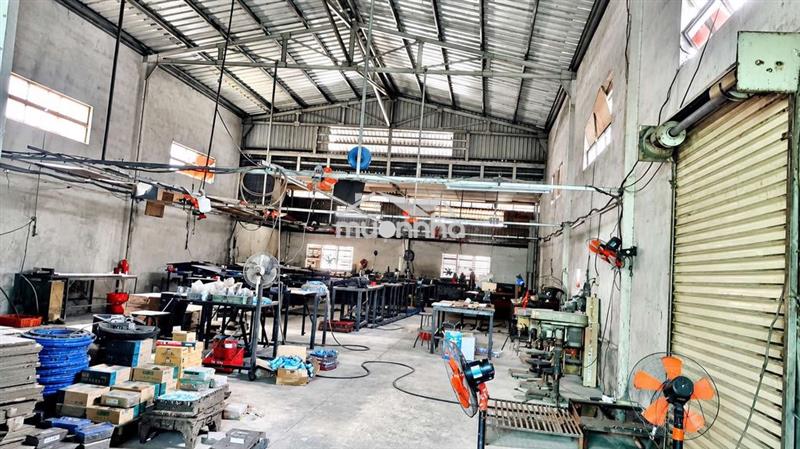Kho xưởng mặt tiền nguyễn thị sáu-xã đông thạnh mới. dt 550m2. 26tr