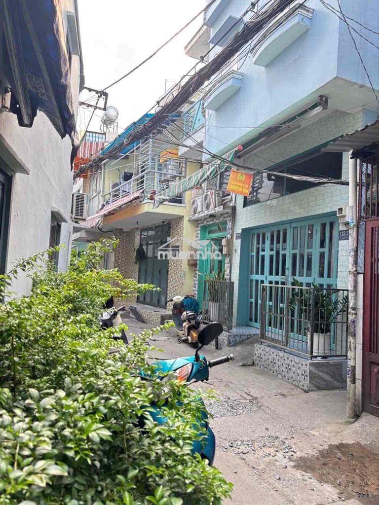 3 ,5 tỷ. 3 x10 m .vạn kiếp, bình thạnh .3pn .siêu hiếm .cn 27m