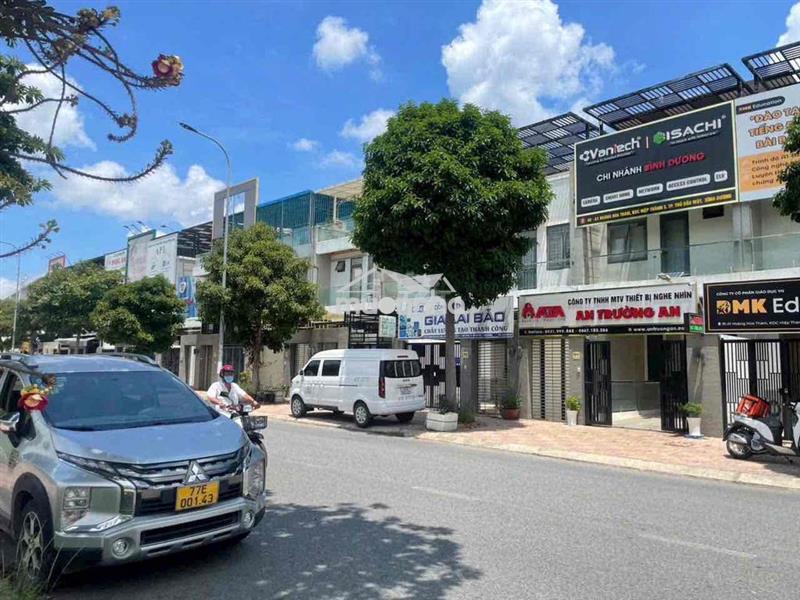 Chính chủ bán nhà mt kinh doanh hoàng hoa thám vòng xoay hiệp thành 3