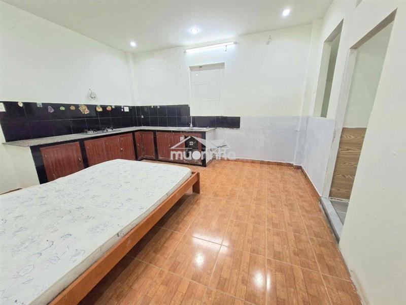 Cho thuê phòng trọ rộng rãi – có bếp + wc riêng sạch sẽ