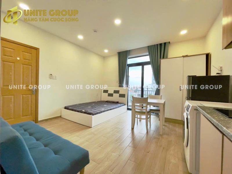 Cho thuê căn hộ 38m2 ban công bình thạnh gần ngã tư hàng xanh, giặt riêng tiện đi quận 1