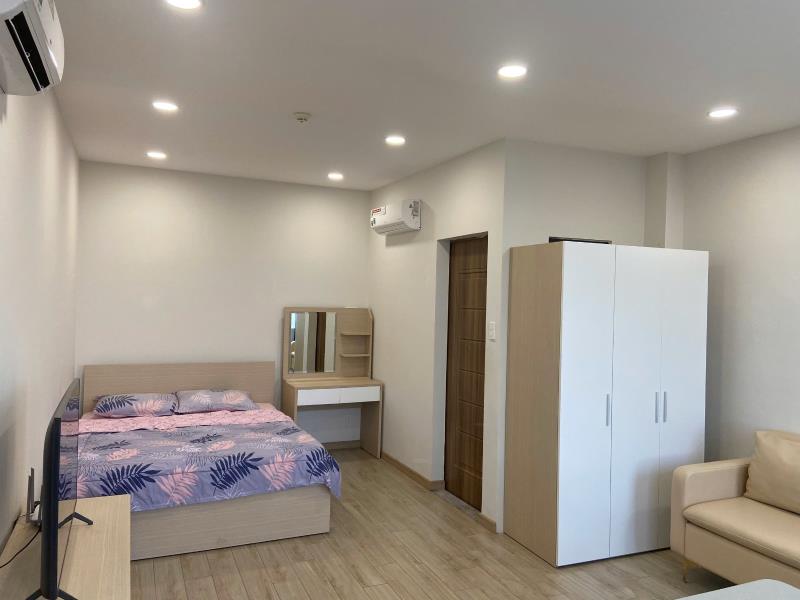 1 phòng ngủ ban công có sofa máy giặt riêng | nơ trang long bình thạnh  - Ảnh 3