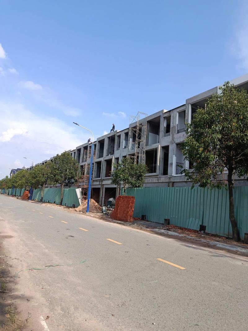 Bán gấp shophouse mặt tiền đường lê lợi, trung tâm bình dương - 150m² giá 4.6 tỷ_ becamex tp mới bình dương