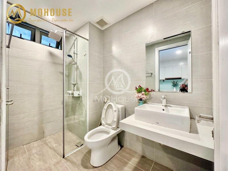 Căn hộ cực đẹp hiện đại bancol rộng thoáng ngay sân bay - Ảnh 4