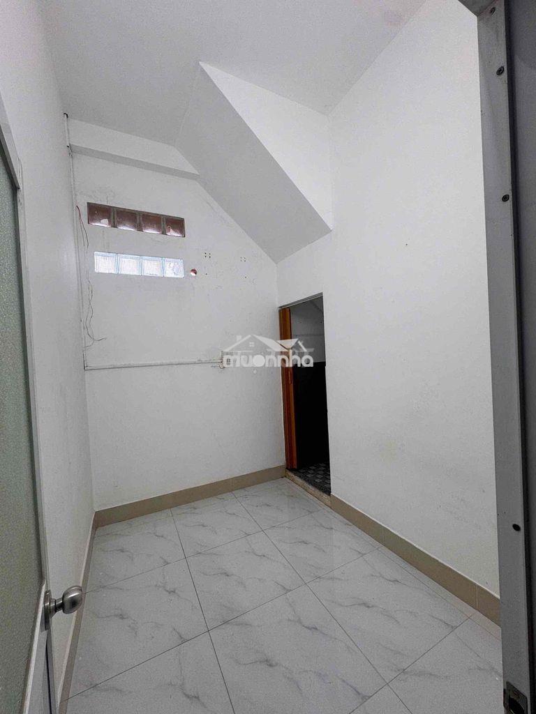 🏠Nhà cho thuê nguyên căn hẻm 127 đường mễ cốc phường 15 quận 8.  +diện - Ảnh 3
