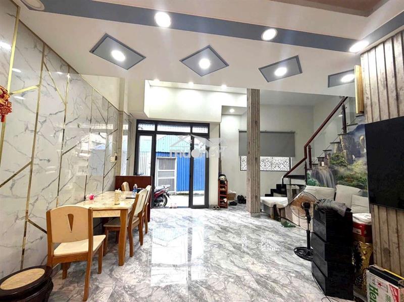 Cho thuê nhà ngang 7m 5 tấm nguyễn văn luông