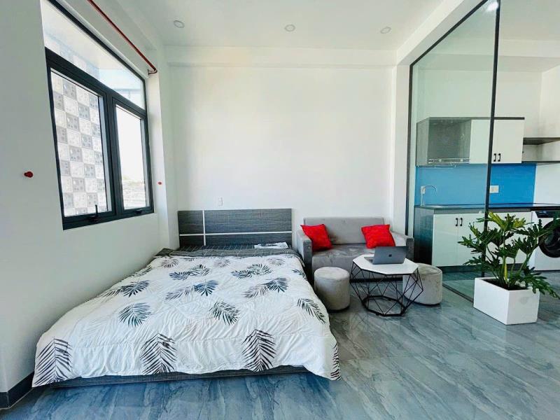 Cho thuê căn hộ tách bếp vách kính, ban công view thành phố, máy giặt riêng – nguyễn xí, bình thạnh tiện đi hàng xanh - Ảnh 4