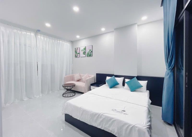 Căn hộ tách bếp full nội thất ban công lớn tháng mát lý chính thắng quận 3 gần chợ bến thành, hồ con rùa  - Ảnh 4