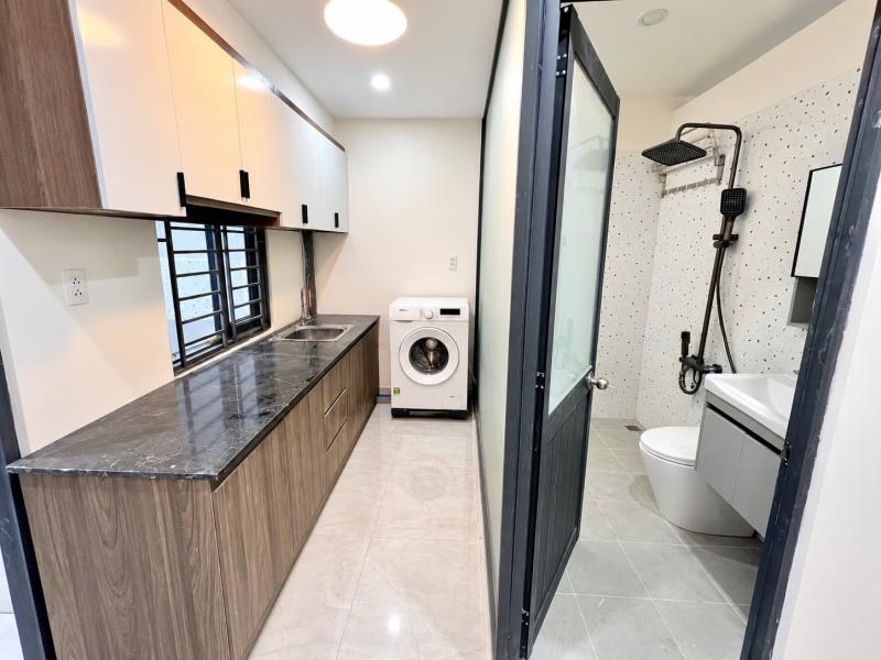 Cho thuê căn hộ 1 phòng ngủ 45m2 rộng rãi, ban công lớn, full nội thất có máy giặt riêng –bùi đình túy, bình thạnh gần ngã tư hàng xanh, đại học hồng bàng  - Ảnh 4