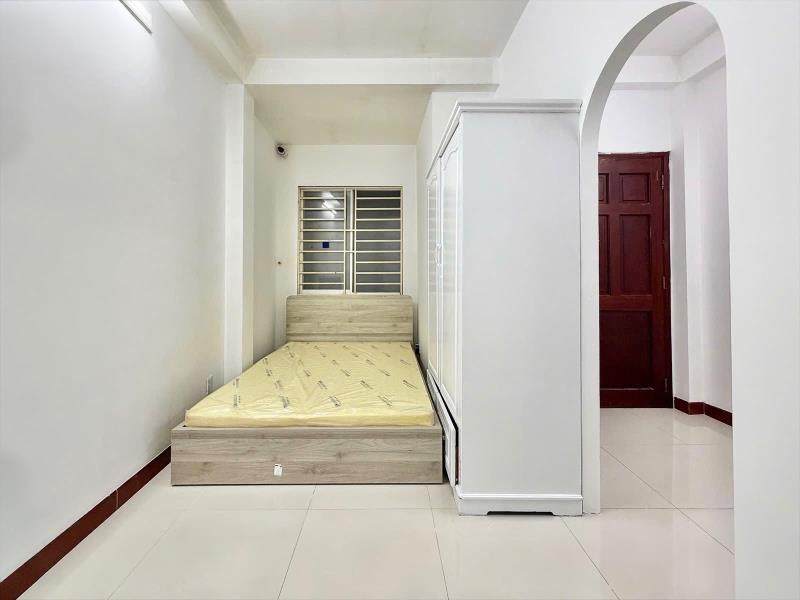 Tách bếp cộng hoà, gần cầu vượt hoàng hoa thám, go trường ching, nhà ga t3, đại học công thương