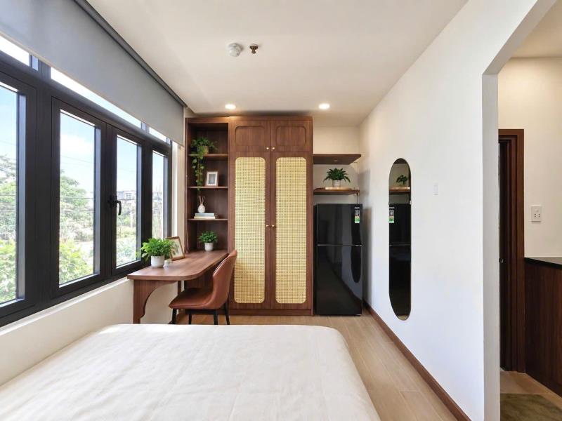 Cho thuê phòng gần công viên làng hoa chỉ 5 phút đi đường full nội thất nhà mới 100% _thang máy_hầm xe_bancol_cửa sổ !