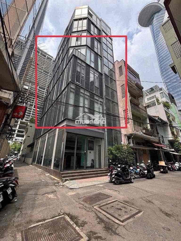 Vị trí cực đẹp, cho thuê các tầng 2,3,4,5