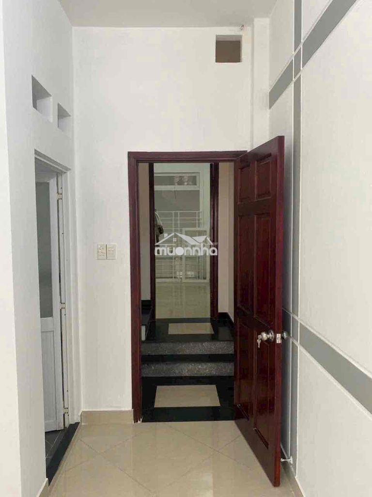 Cho thuê nhà nguyên căn giáp ngã tư ga - Ảnh 4
