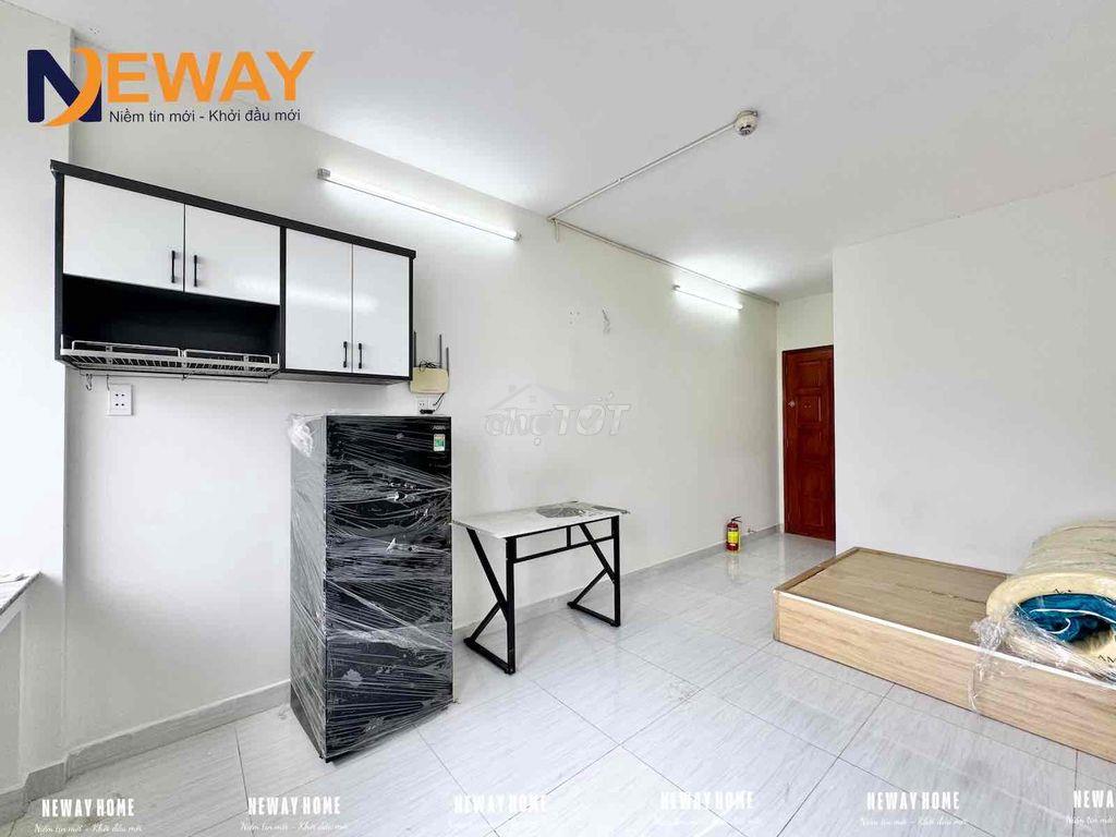 Căn hộ thoáng mát full nội thất có thang máy trống sẵn ở liền được - Ảnh 2