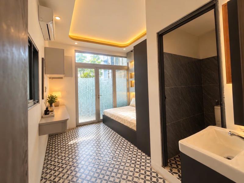Căn hộ ban công full nội thất giờ giấc tự do đ. lạc long quân ngay ngã tư bảy hiền  - Ảnh 2