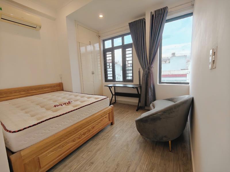 Cho thuê căn hộ 1 phòng ngủ 45m2 siêu thoáng sẵn nội thất giáp quận 1- đào duy anh, bình thạnh - Ảnh 1