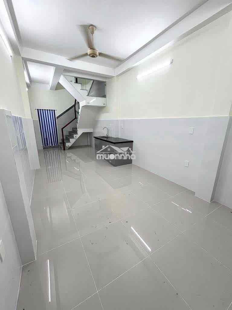 Trần quý q11 hẻm 3m trệt lầu 1 pn 2 tollet 8 triệu - Ảnh 2