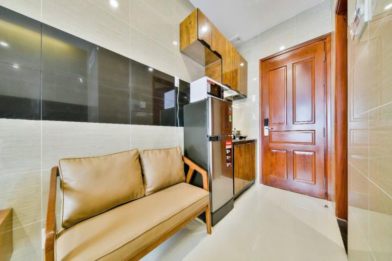 Căn hộ có ban công cực thoáng full nội thất gỗ sang trọng ngay phùng văn cung, phú nhuận! - Ảnh 4