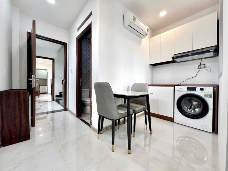 Cho thuê căn hộ tách bếp, ban công riêng, giặt riêng, hút mùi tại bình thạnh gần chợ bà chiểu, sát q1 - Ảnh 2