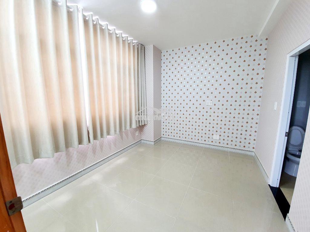 Căn góc 81m2(3pn2wc) hoàng kim 9tr/tháng, ban công thoáng mát, an ninh - Ảnh 3