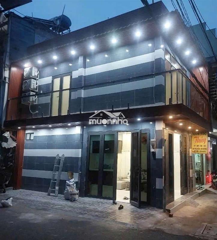Mt kinh doanh lạc long quân-  2 tầng- ở ngay