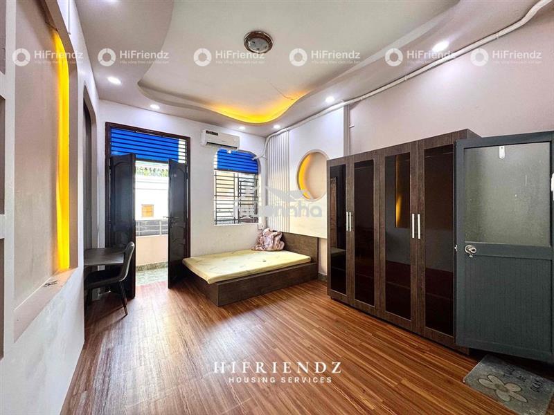 Cho thuê căn 2pn to đùng full nội thất ngay cầu chà và q5