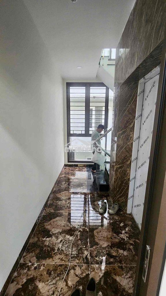 Cho thuê nhà đẹp 6 phòng ngủ- có thang máy kdc him lam - 50 triệu - Ảnh 3