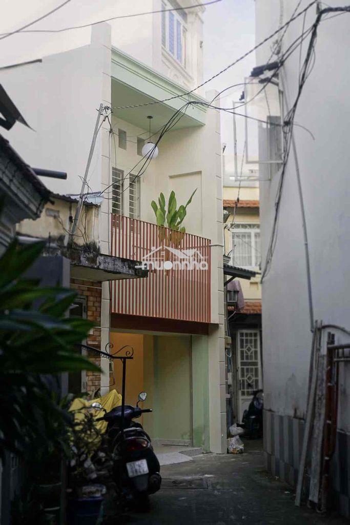 Nhà xinh 2 tầng trung tâm gò vấp