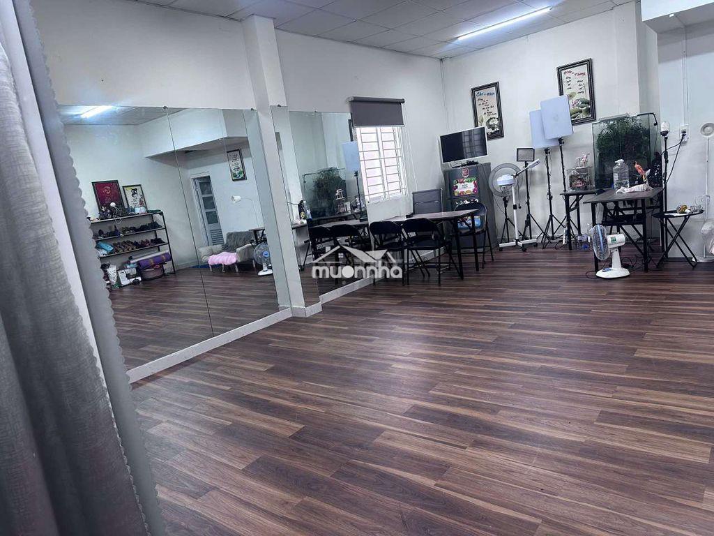 Phòng tập máy lạnh quận 10 cho thuê  - Ảnh 2