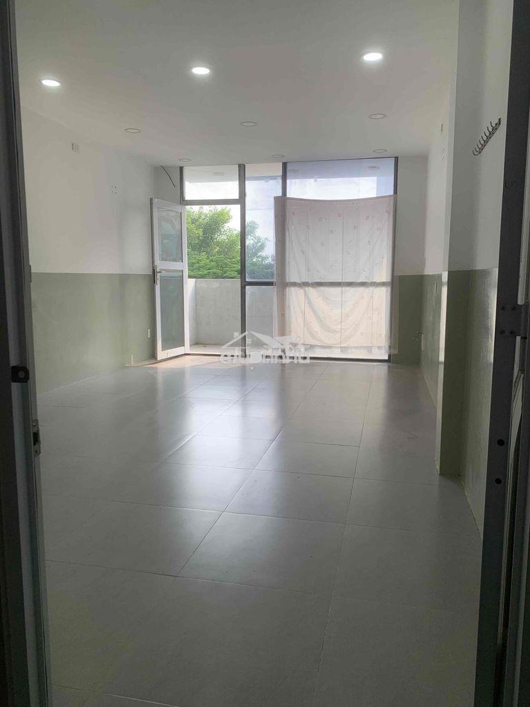 Cho thuê 1 tầng có 2phòng 1 wc