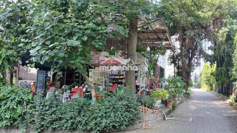 Bán căn shophouse ehome 3 gồm 1 trệt 1 lầu căn góc kinh doanh giá 5,65