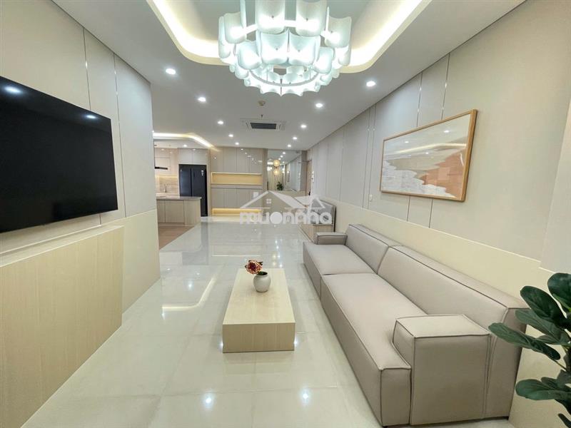 Bán hà đô centrosa căn 3pn+ 138m2 nội thất đẹp view thoáng có sổ