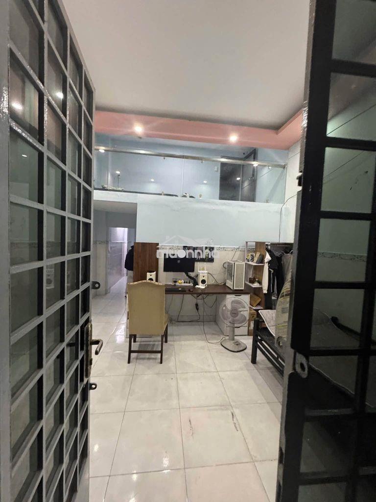 Cho thuê nhà đường 11 p. trường thọ - 1 trệt 1 lửng có 3pn1wc giá 7tr/