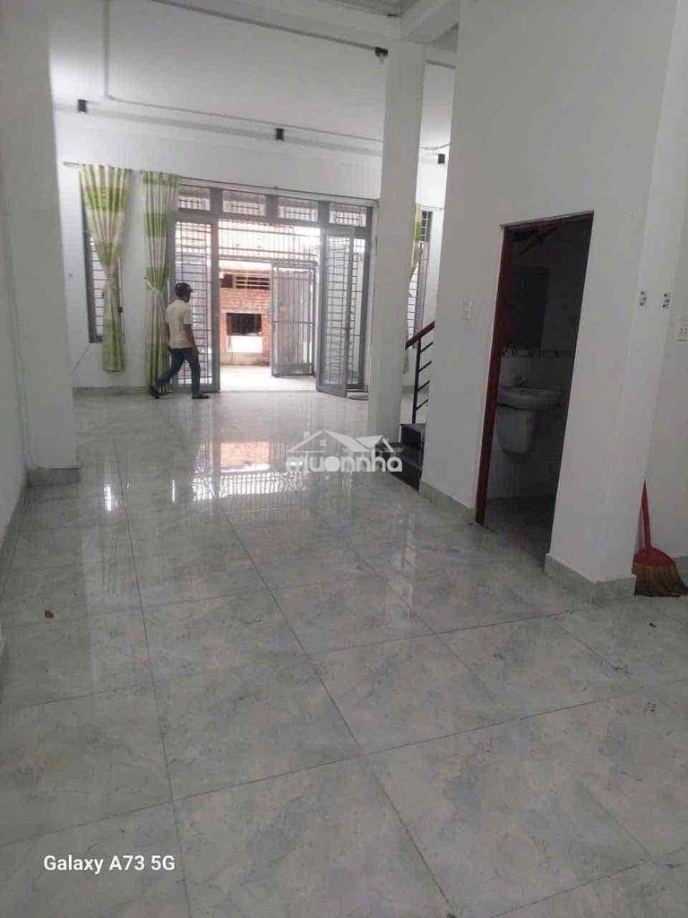 Nhà cho thuê trung mỹ tây q12