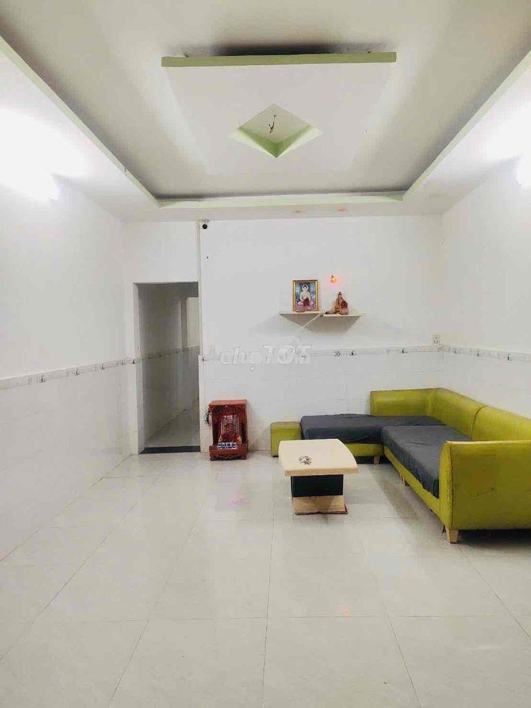 Nhà gần chung cư. cấp 4 : 2pn wc. đường xe hơi - Ảnh 2