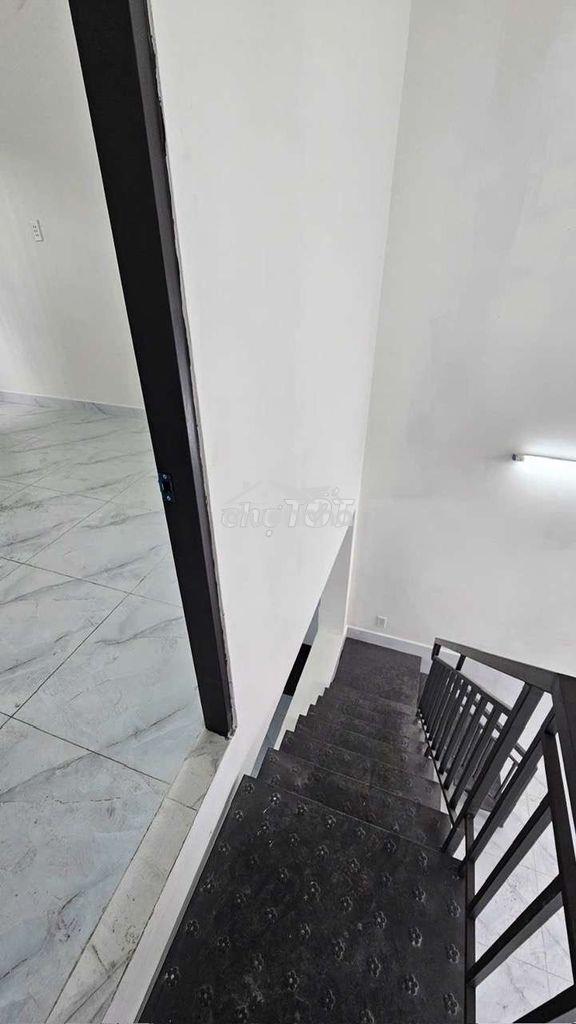 🏠 Nhà mới 2phòng + đúc lửng gần chợ chữ s,trần v mười, xuân thới đông - Ảnh 3