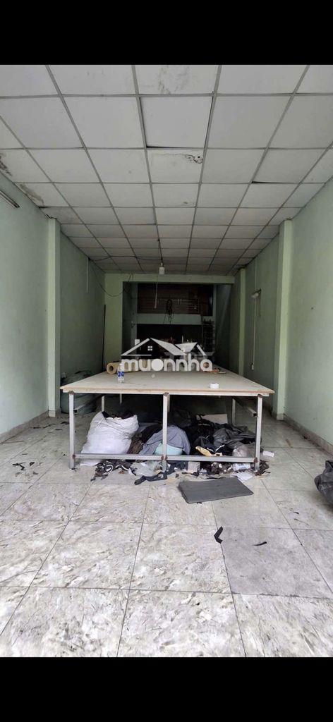 Cho thuê nhà 4x20m 1 lửng hxt lê trọng tấn