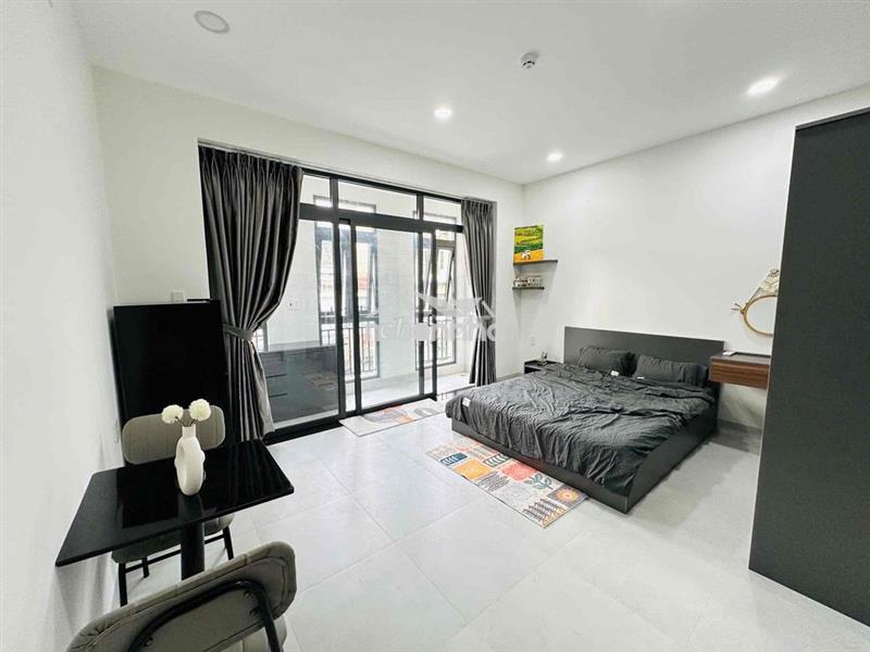Studio 1phòng ngủ ngay cư xá đô thành
